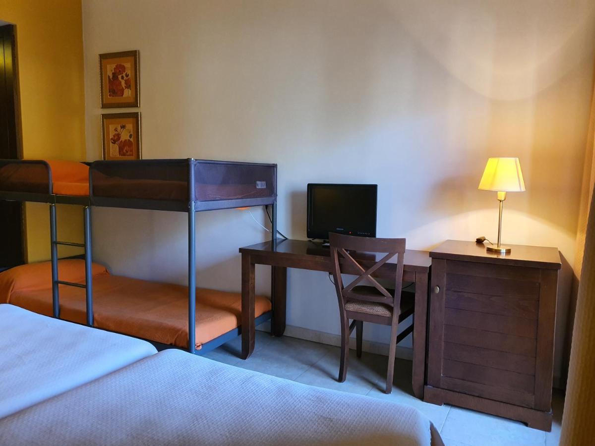 Hotel Masia El Molinete Мора-де-Рубьелос Экстерьер фото