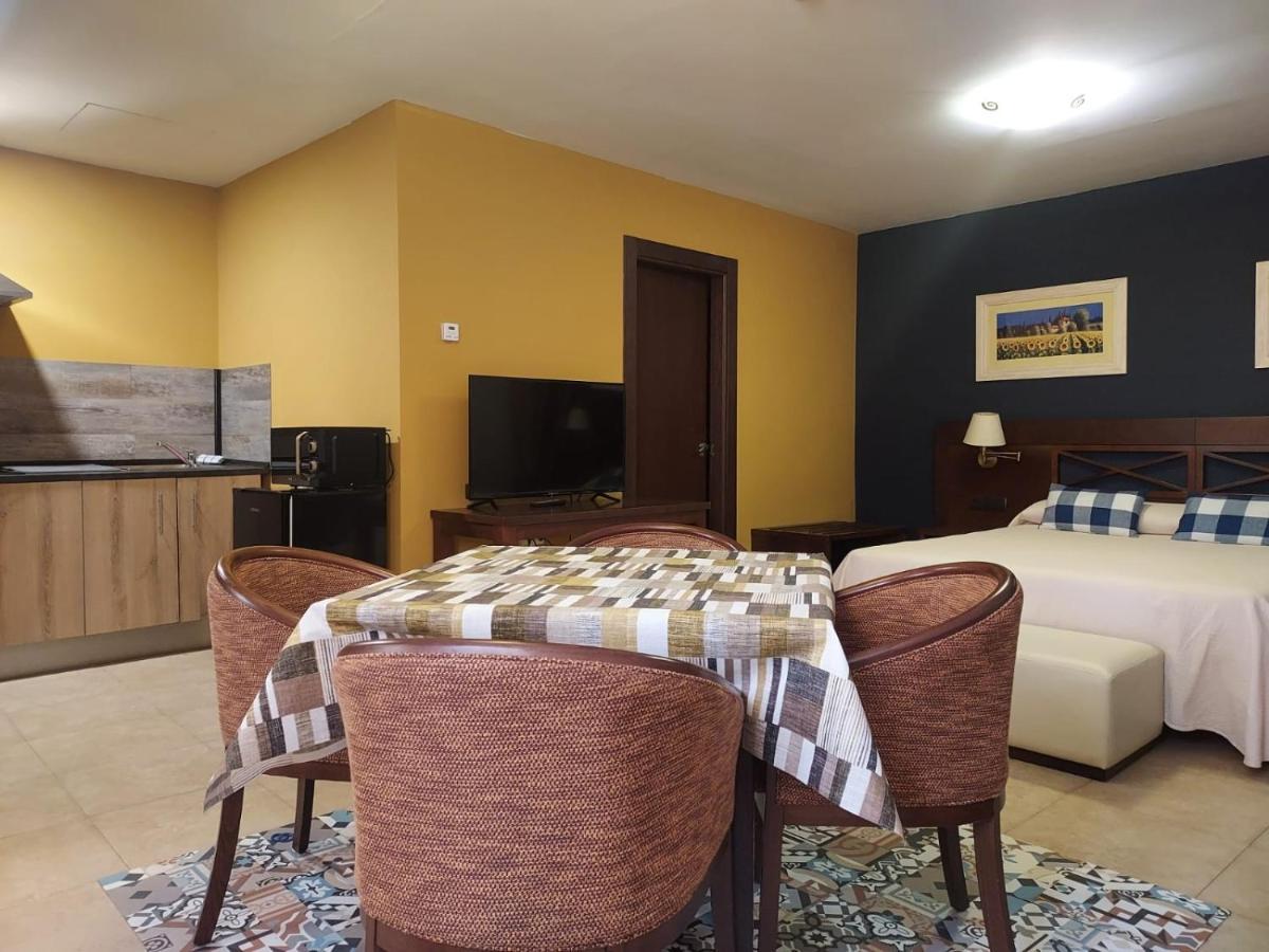 Hotel Masia El Molinete Мора-де-Рубьелос Экстерьер фото
