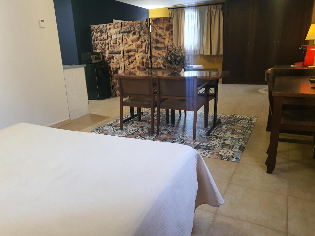 Hotel Masia El Molinete Мора-де-Рубьелос Экстерьер фото