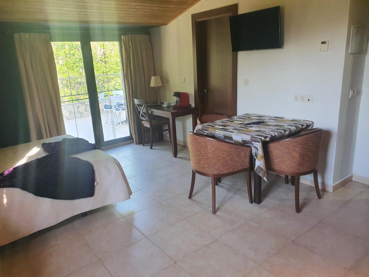 Hotel Masia El Molinete Мора-де-Рубьелос Экстерьер фото